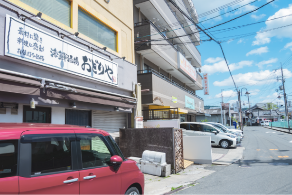 交野市駅から真っ直ぐ進んだ道